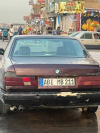 بي ام 730 • ١٩٩٣ • محرك V8