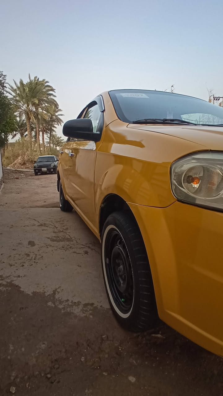 السلام عليكم
افيو موديل 2007 خليجي كير عادي مكينه وكير جدد تخم تايرات باتري جديد حداديه جاهزه كهربائيات كلها شغاله تبريد ثلج مصفره هيئه وغرامات رقم بابل انكليزي ، سنويه لل 30  تحويل مباشر 
السعر 42 وبيها مجال. قليل
 للاستفسار  ***********  مكاني حله مركز مدينة
