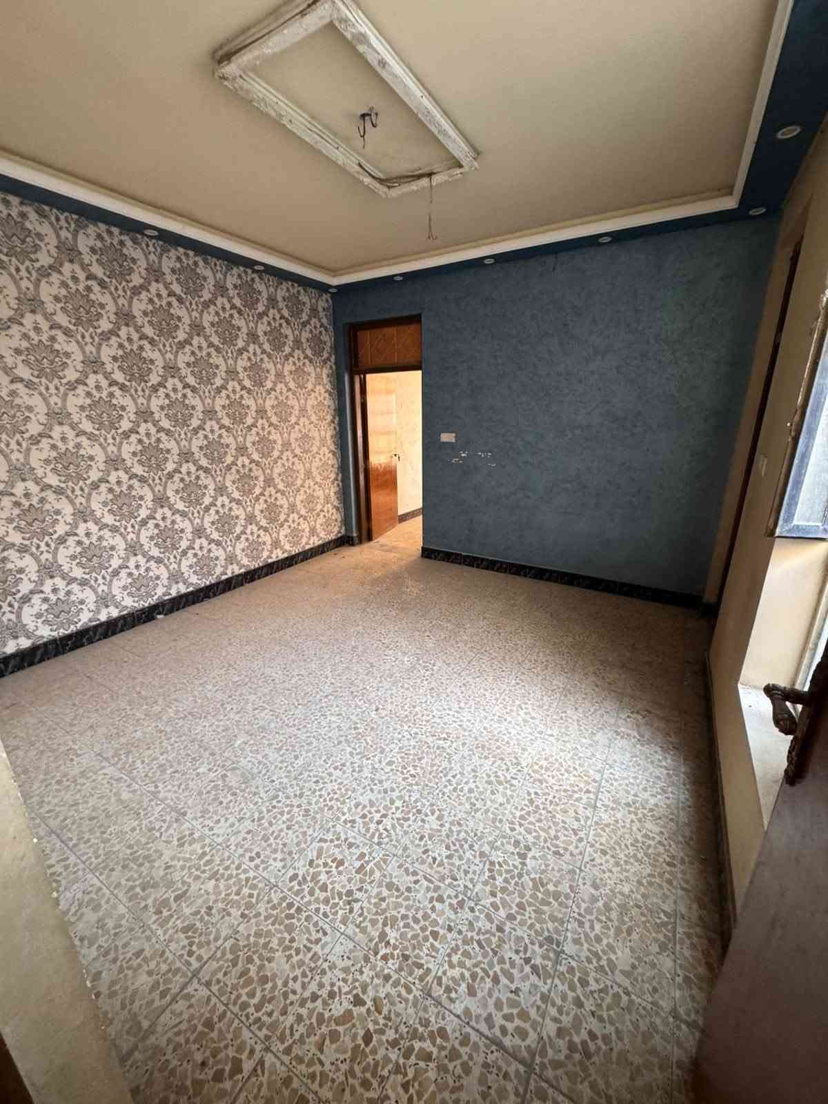 موقع الضباط • ١٥٠م • ٤نوم
