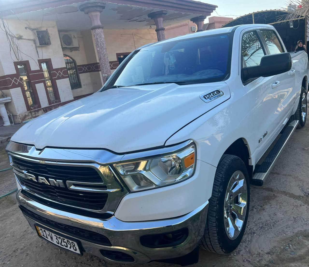 السلام عليكم
سيارة دوج رام

موديل 2022

بك هورن

شاشة صغيرة

4×4

باب طويل

بدي صغير 

سيارة فول نضافة عده الفتحه 

الرقم***********

السعر 205 وبيها مجال 

للبيع او مراوس بسيارة
