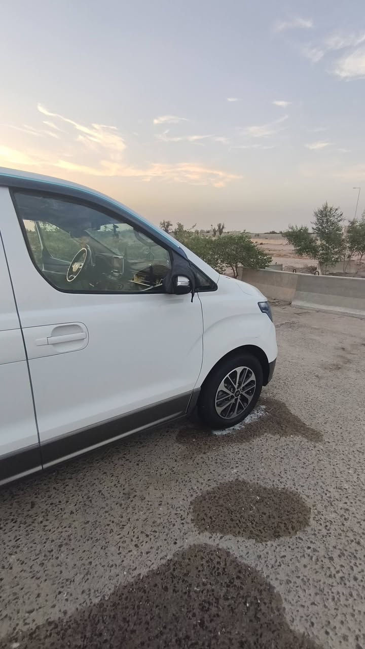 18 بسمي مكينه دبلو اريدها 290 بيها مجال الطيبين مكاني البصرة ***********
