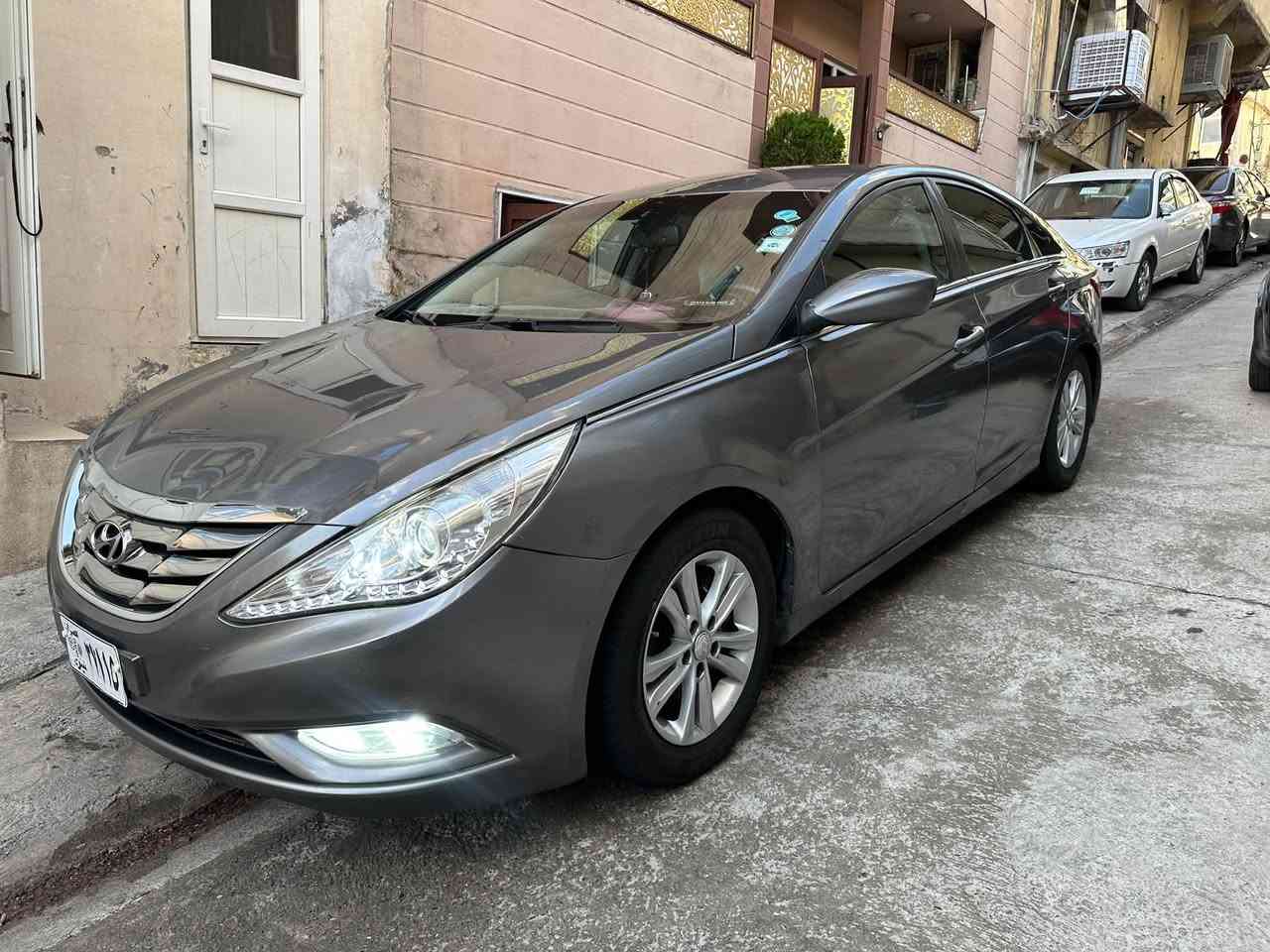 سوناته 2011امريكي ادوات بدون كص
مكينه2400 gdi
سياره كير مكينه حداديه جاهزه مابيهه نقص تبريد ثلج
الدواخل مالتهه زيرو جدد بديهه حلو مرتب شوف العين السياره حلوه وجاهزه مابيهه اي نقص
مكاني دهوك سعرها67 وبيهه مجال جدا بصيط 
هاذ رقمي للتصال***********ملحضه سياره بيها به ديل سنويه بدون تحويل
