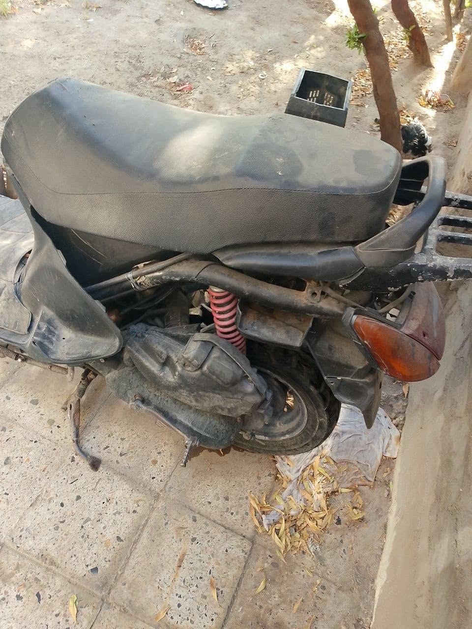 دراجة سبيسي للبيع  
تانكي البانزين وسخ 
والكابريتر وسخ 
دراجة 200الف 
رقم ***********
