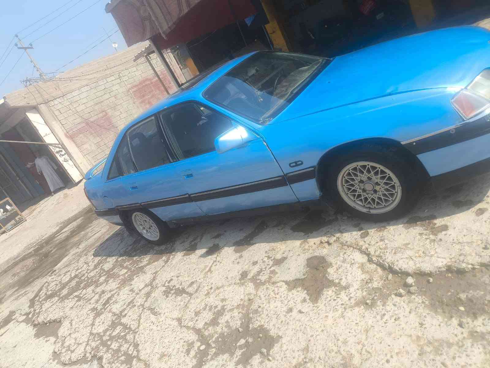 اوبل اوميكا مديل 1991 سياره فول موصفات
فتحه قماره كهربائيه سلايت
كشنات كهربائيه
تبريد ثلج 
كير ومكينه ملكه الفين مجول الونجي الحديث
 سنويه صاقطه مشروع وطني

المكان النجف الكوفه شارع المعمل 

***********. وتساب

***********
  
السعر45 وبيها مجال النجف, العراق
