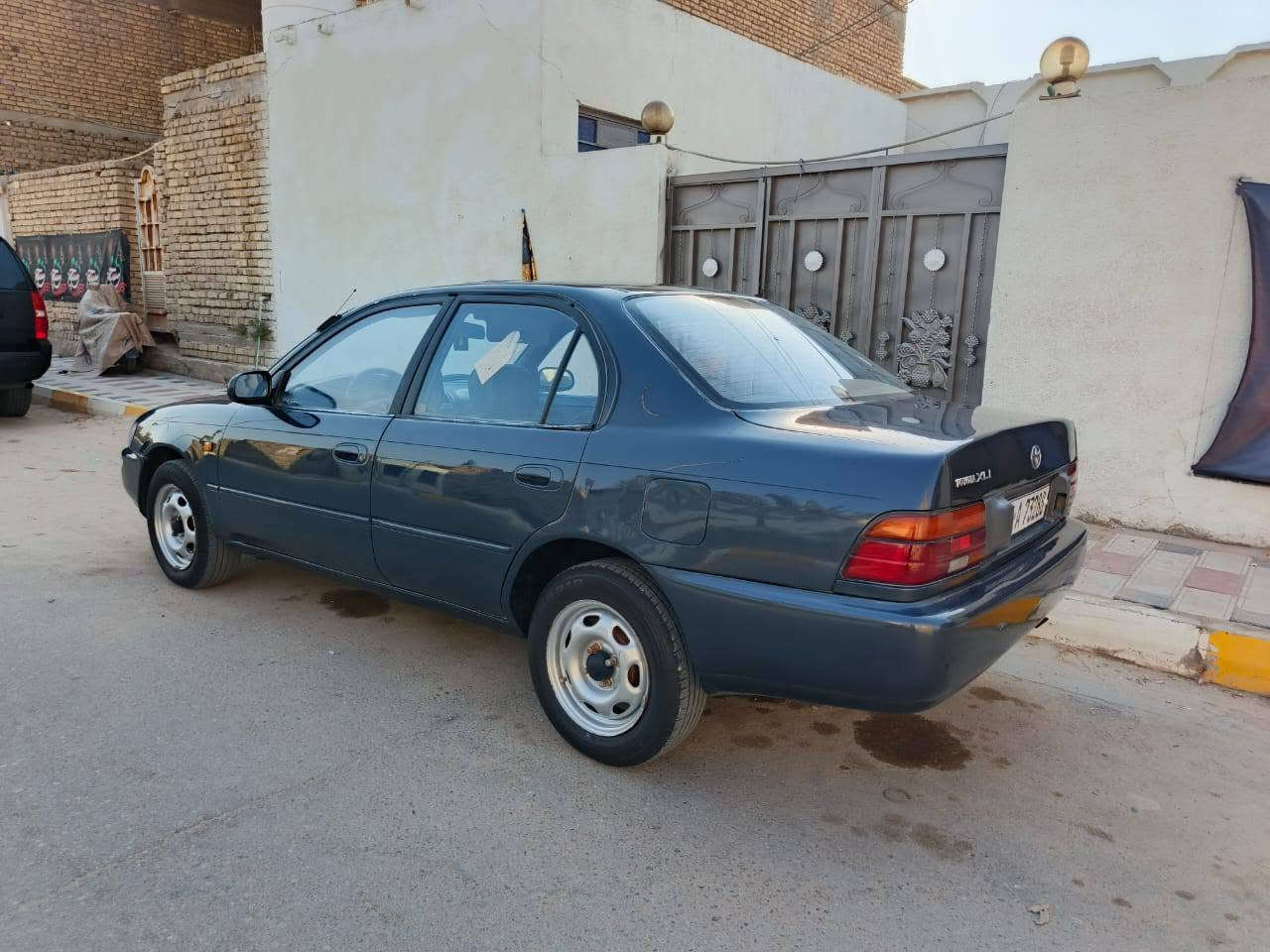 سلام عليكم كورلا موديل 1993يسره بلادي وارد اوربي رقم دولي بأسمي مصبوغه جماليه بدون ضربه تبريد شغال تخم تاير جديد ويلات جدد صدر امامي خلفي مكفولات السعر 60وبيها مجال مكاني ناصريه رقم الهاتف... ***********
