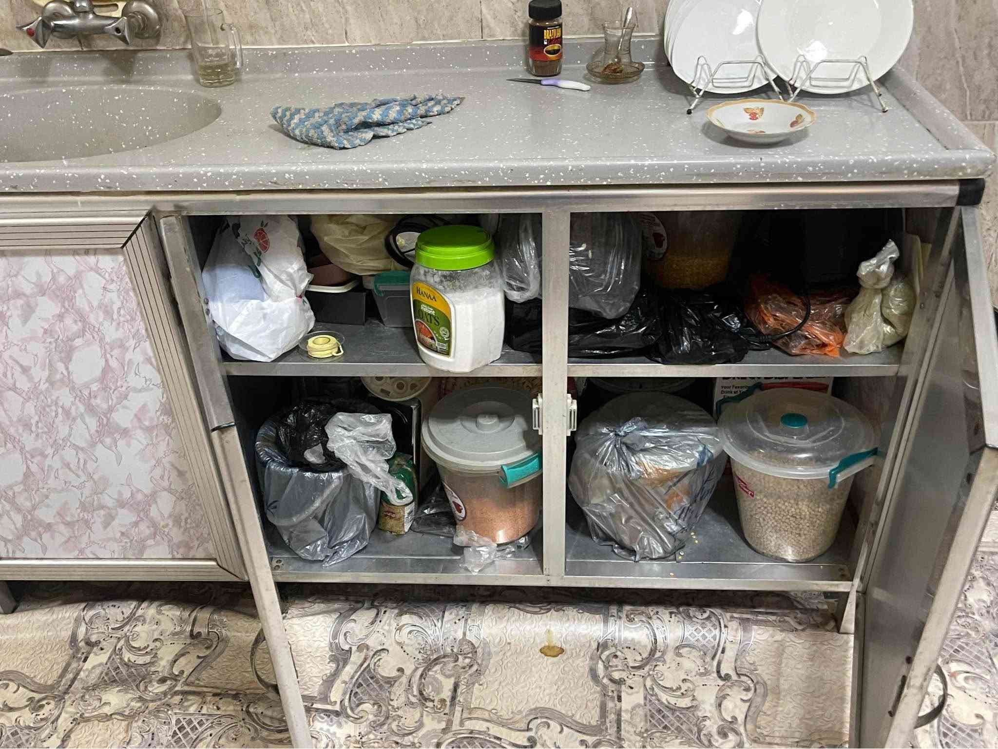 كامنتر 3 قطع ارضي وتعليق ومعرض عمودي بحاله جيده  سعر 400 بي مجال بسيط 
لا يوجد توصيل 
تواصل *********** البصرة, العراق
