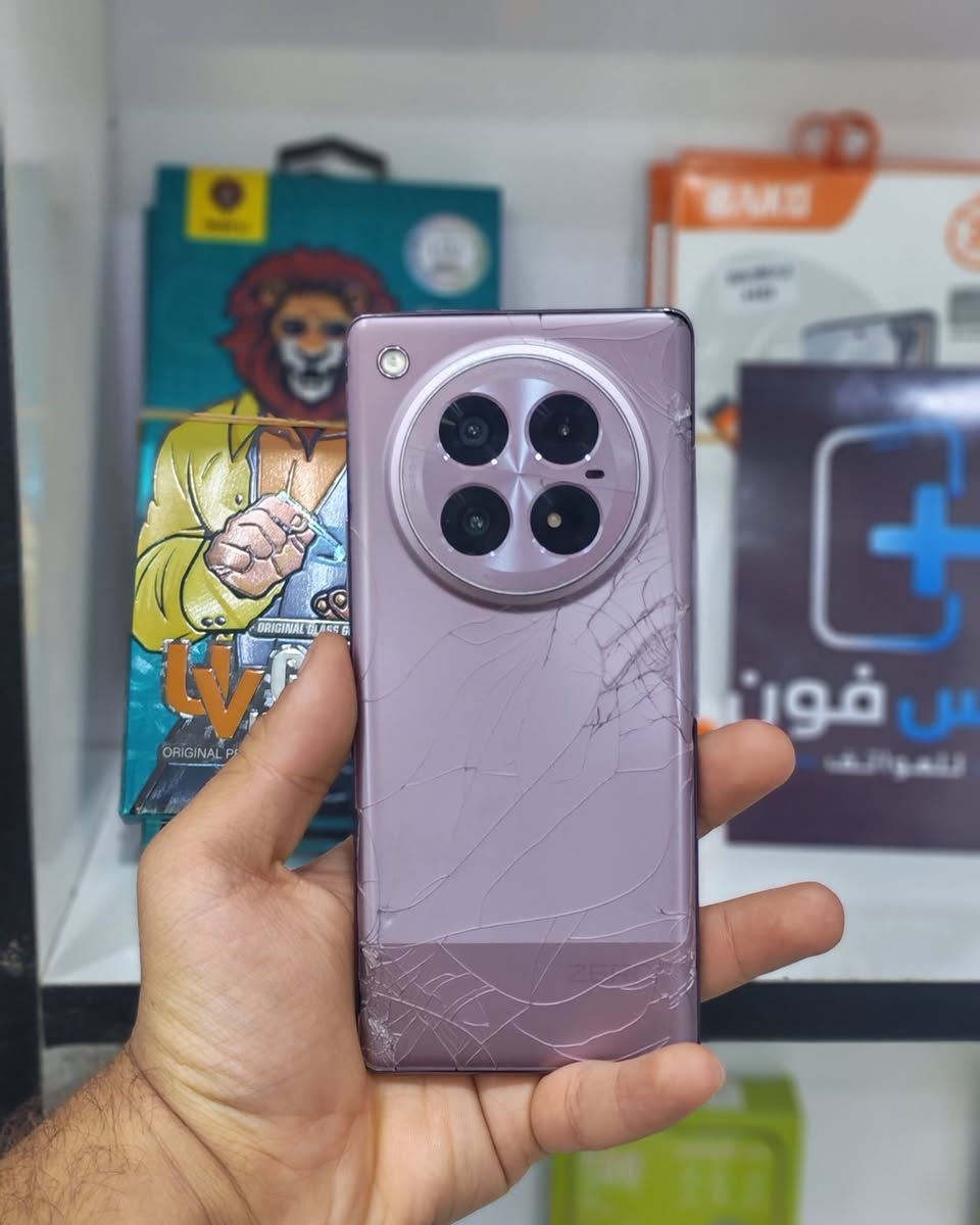 السلام عليكم انفنكس زيرو 40 نسخة الـ 5g مو 4g ذاكرة 512 عشوائية 24 بوبجي 120 فريم فول مواصفات كارتونة موجود مبدل شاشة اصلية وكالة شرط احسن نوعية ب السوك و الظهر بي فطور السعر 240 مكاني بصرة ابو الخصيب *********** متوفر توصيل
