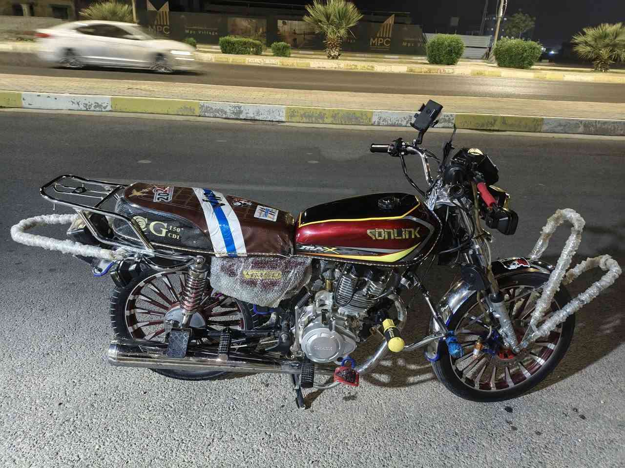 عليكم دراجه للبيع سونك موديل 24 شكل ال 25 محرك 200 كهربائية كلهه شغاله اي شي مابيهه كامله سعر 825 وبيهه مجال ‏‪***********‬‏
