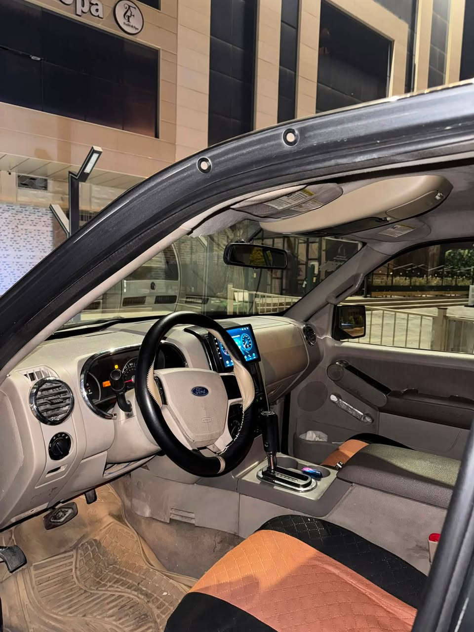 🚗 للبيع فورد إكسبلورر موديل 2007
السيارة باسمي، رقم جديد وهزة جديدة، والسنوية مجددة لغاية 2031 ✅

🔹 جاملغات عدد 2 أمامي صبغ
🔹 الصندوق صبغ
🔹 القمارة كلير
🔹 البنيد مبدل
🔹 السيارة جاهزة للاستخدام

💰 السعر: 85 ورقة
📞 للتواصل: ***********

مكان السياره العامريه او حي العدل
