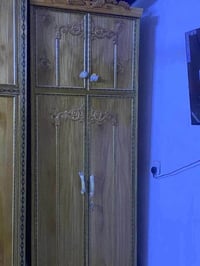 للبيع • خزائن • ديكور