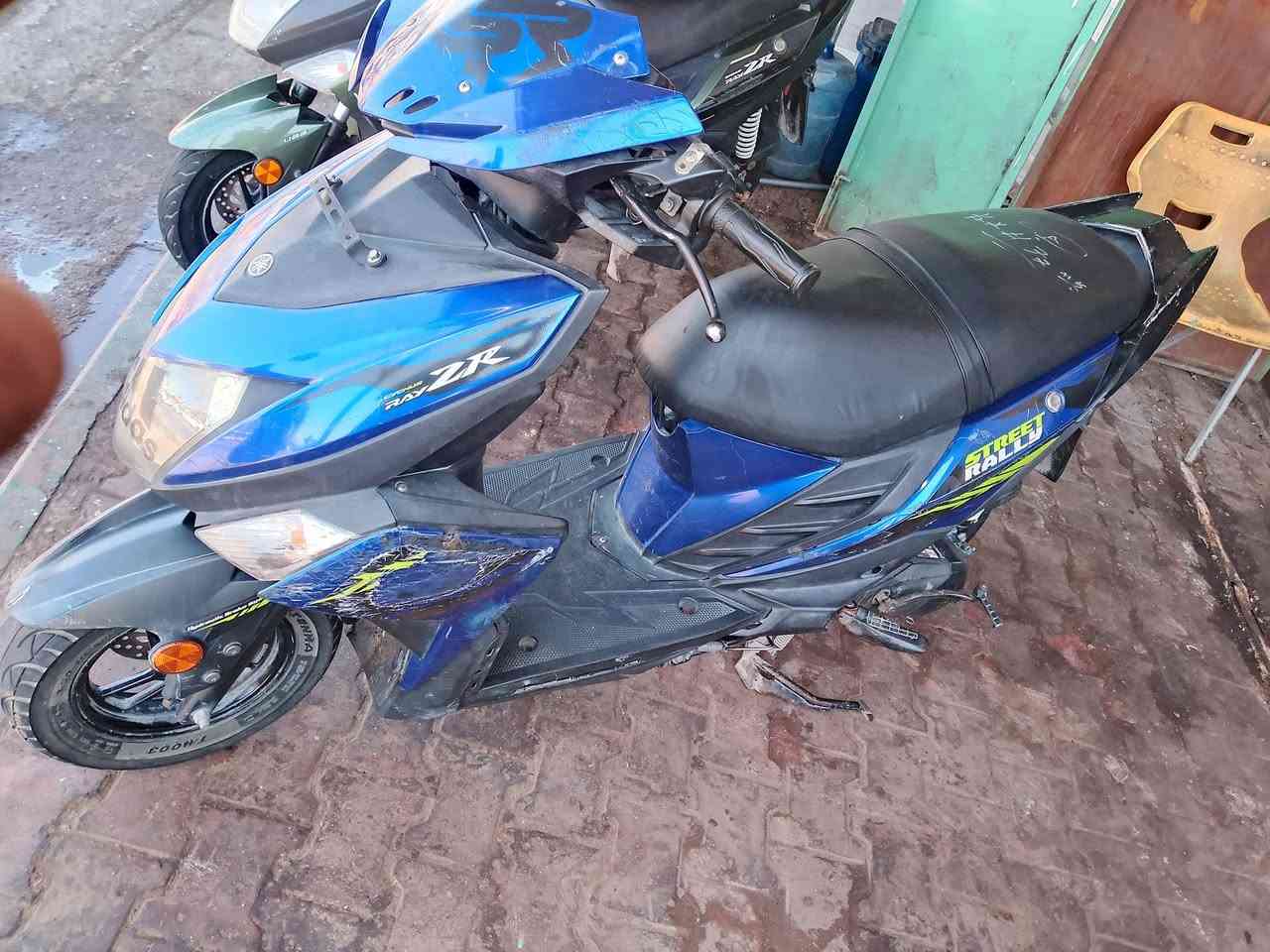 متاح دراجات zr  موديل 19و20 جاهزات من كلشي نضيفات مكاين مرتبه سعر الوحده 750 وبيهن مجال مكانهن سماوة تقاطع القشله ***********
