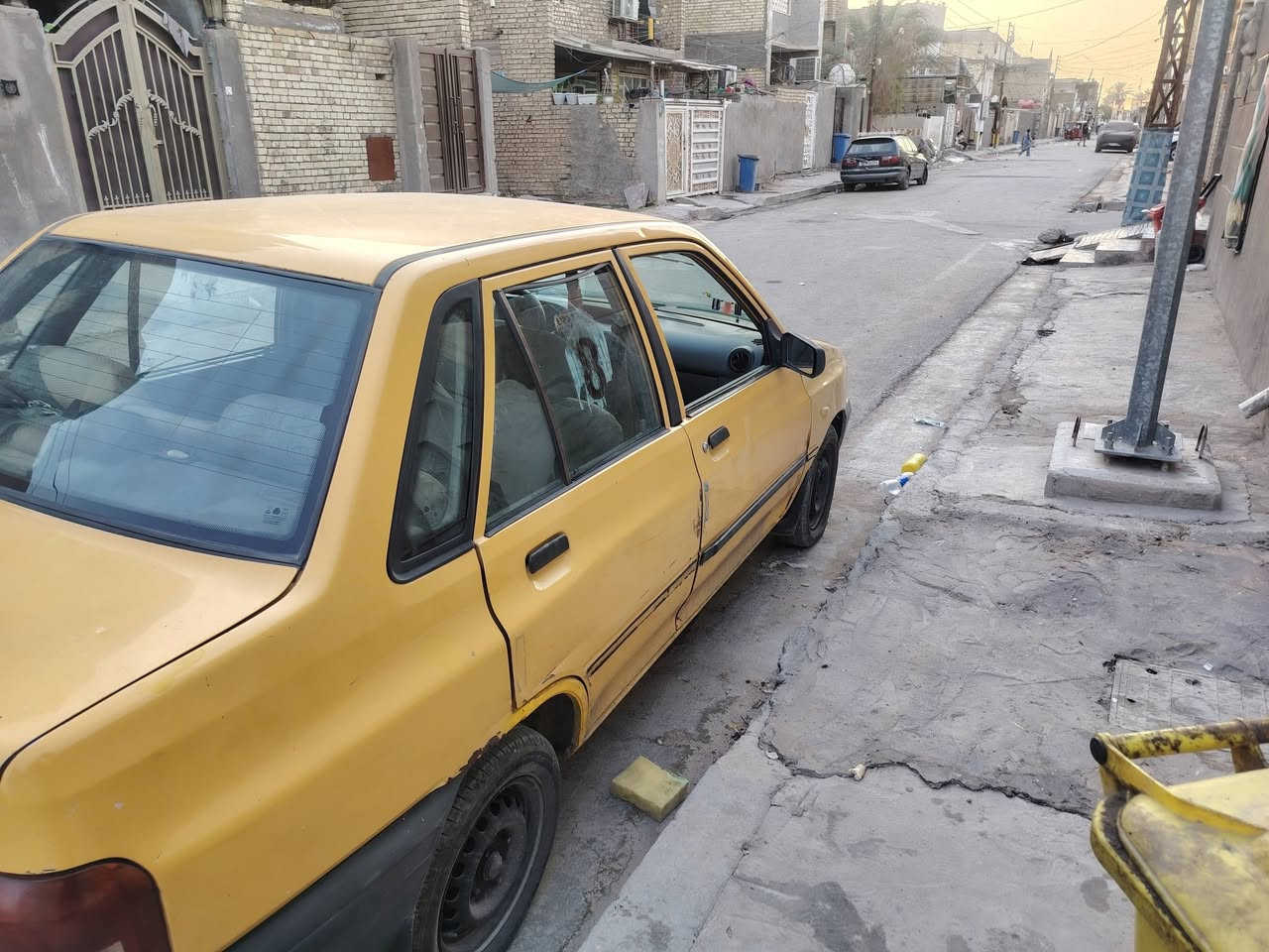 سايبه البيع ٢٠١٣ العنوان بغداد الشماعيه ***********
