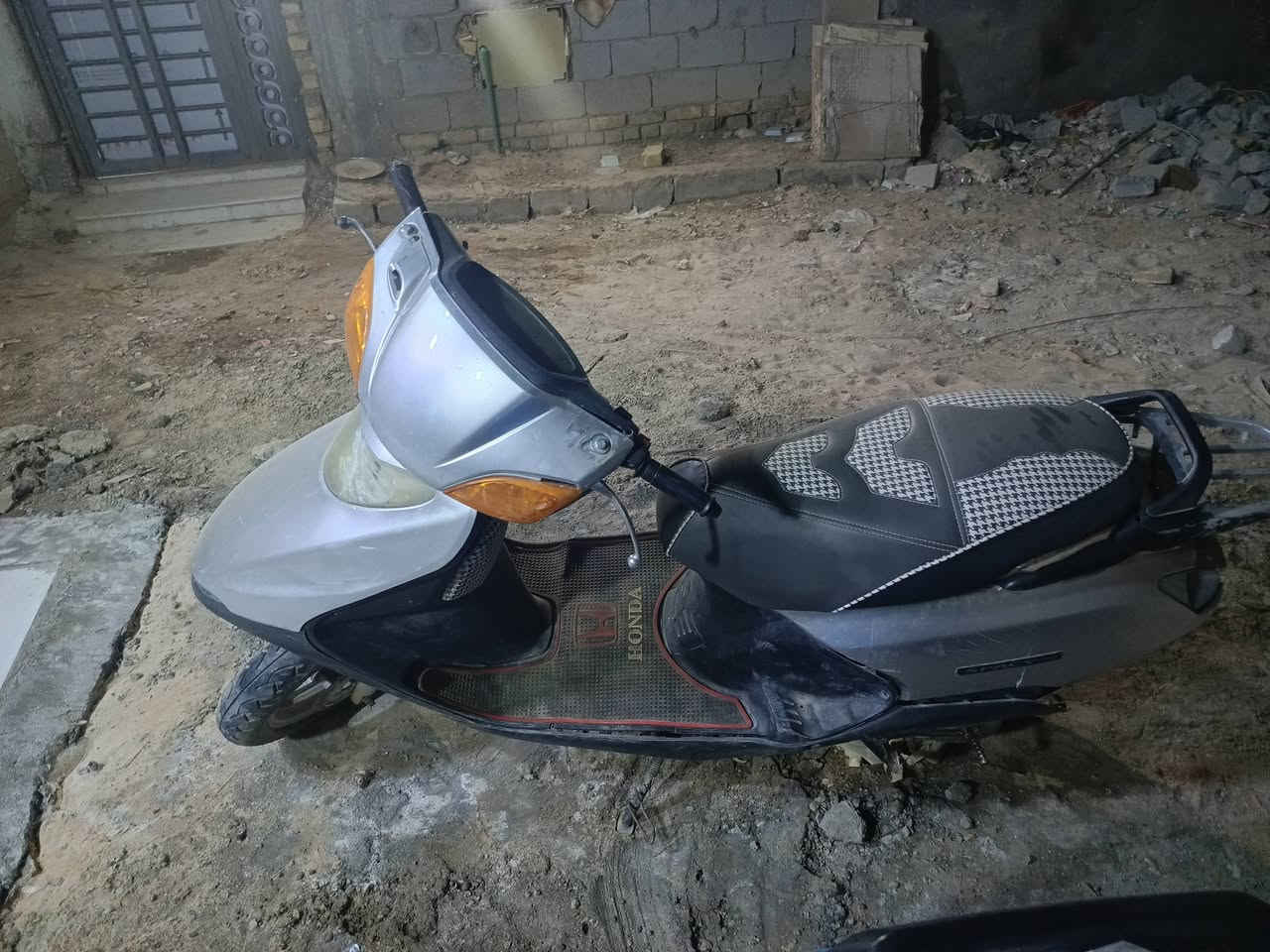 هوندا • ناصرية • مكانيط