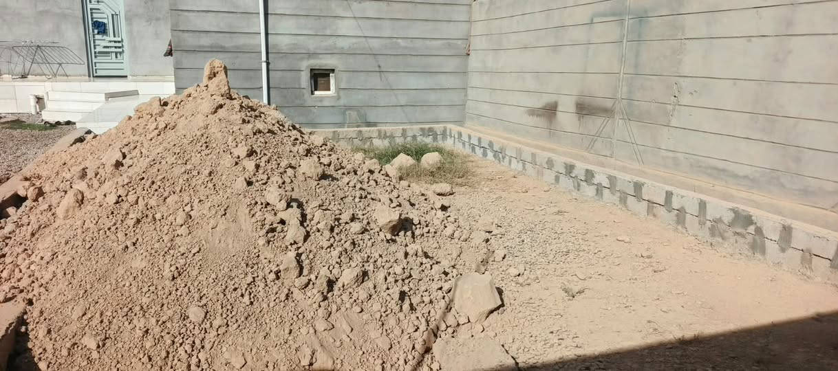 كادر عمال • تنظيف حدائق • تفليش حايط