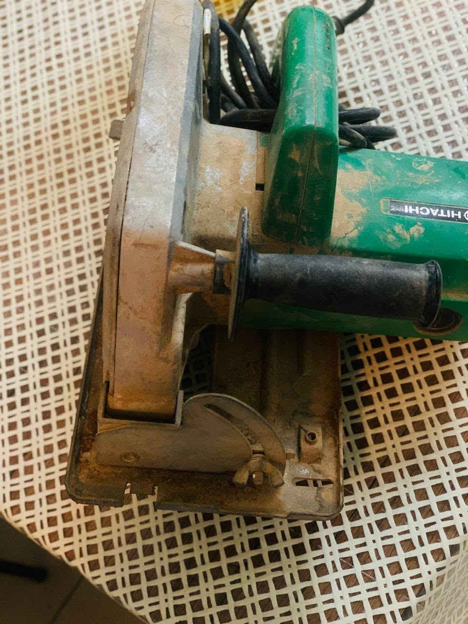 منشار قرص هيتاشي شغال  للبيع
***********

