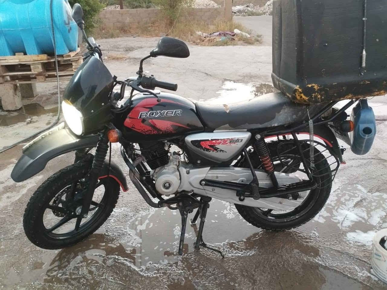 السلام عليكم
بوكسر 23 مرقم كامله مكمله تجفيت جديد ما بيها اي نقص ع فحص سعرها 2300 بيها مجال بسيط مكاني بغداد ابوغريب 
***********
