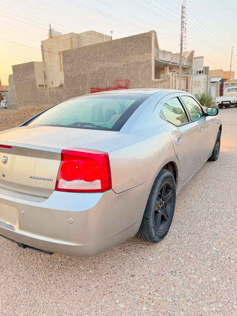 جارجر 2010 ادوات كصه جنطه
متومه طبق الاصل 
كفاله كير مكينه حداديه كهربائيات 
سياره جديده بمعنه الكلمه 
٦ سلندر. مرتبه 
٣٠$.   ميسان رقمي ***********
