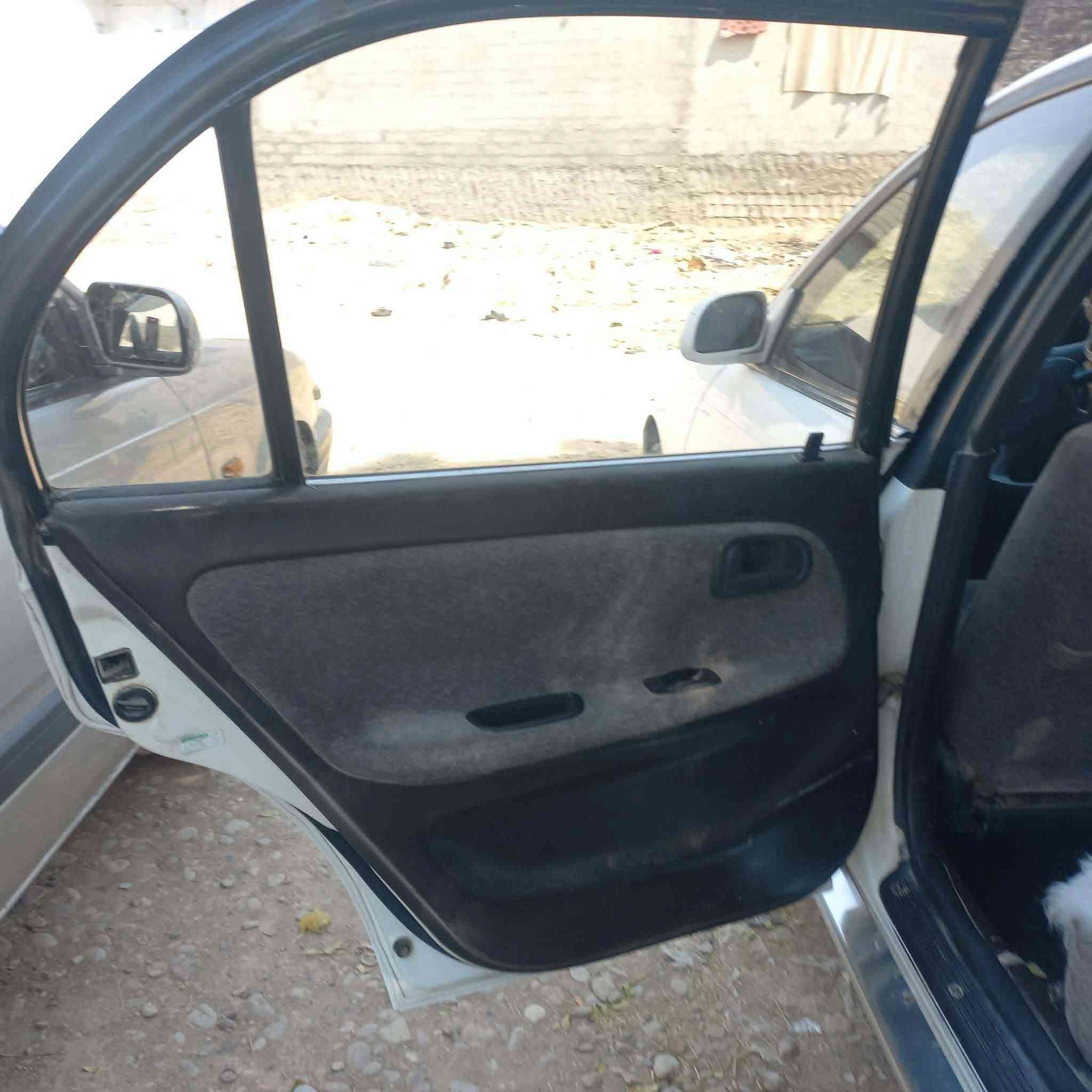 كورلا ١٩٩٢ رقم بغداد مشروع وطني ...سيارة نضيفة وبلادية بيها صبغ جامرلوغ الخلفي بدون داخل..سيارة بدون ضربة...محرك ١٨٠٠ غرفة داخلية جديدة..بطاين بوب ايضا جديدة...دشبول جديد..تخم تاير جديد سيارة مال جناي..السعر ٥٥ وبيها مجال.. ***********.. بي واتساب
