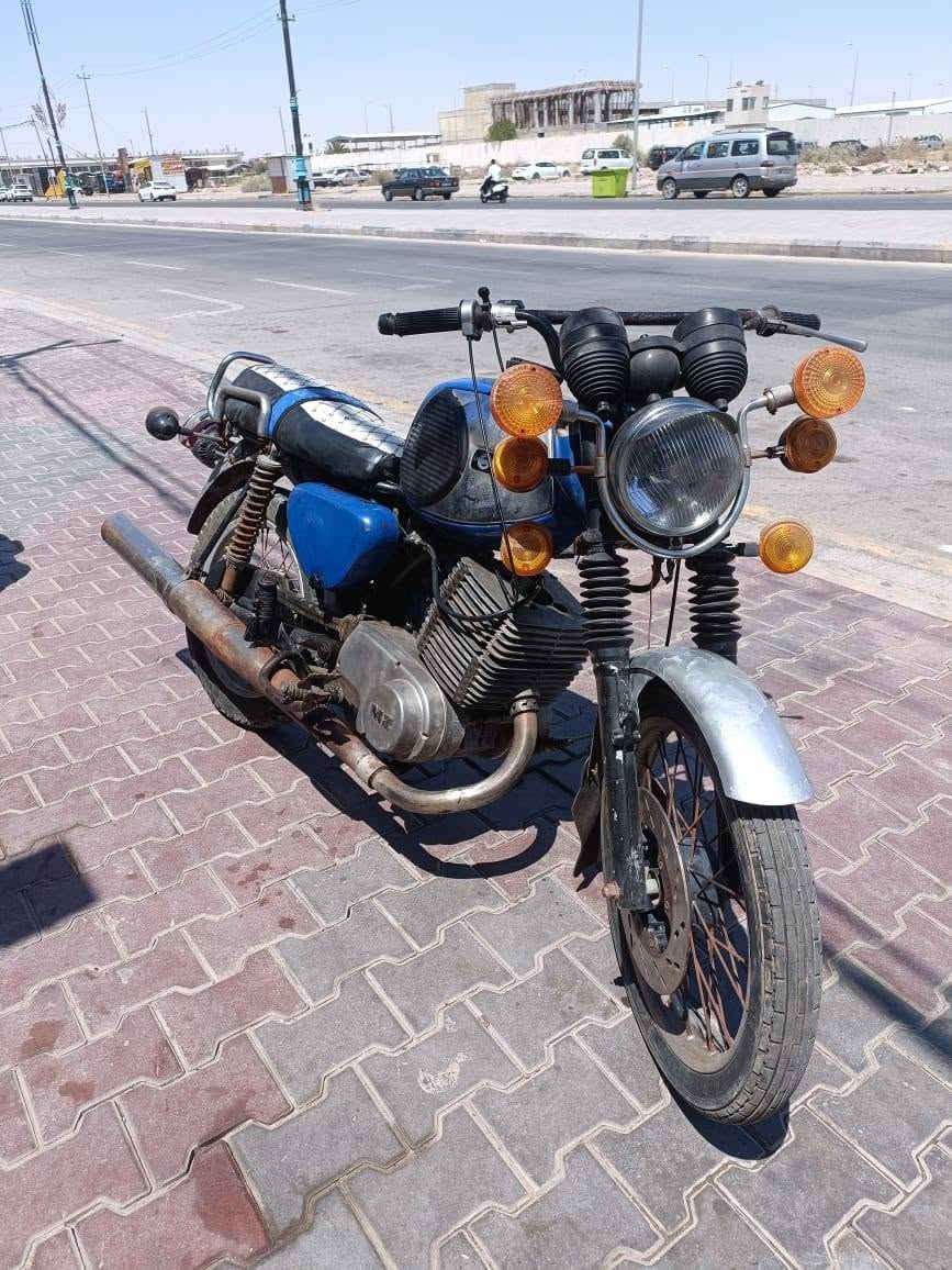 MZ81محرك ثنين وثمانين صدر ثنين وثمانين ما اعرف يا كصه***********
