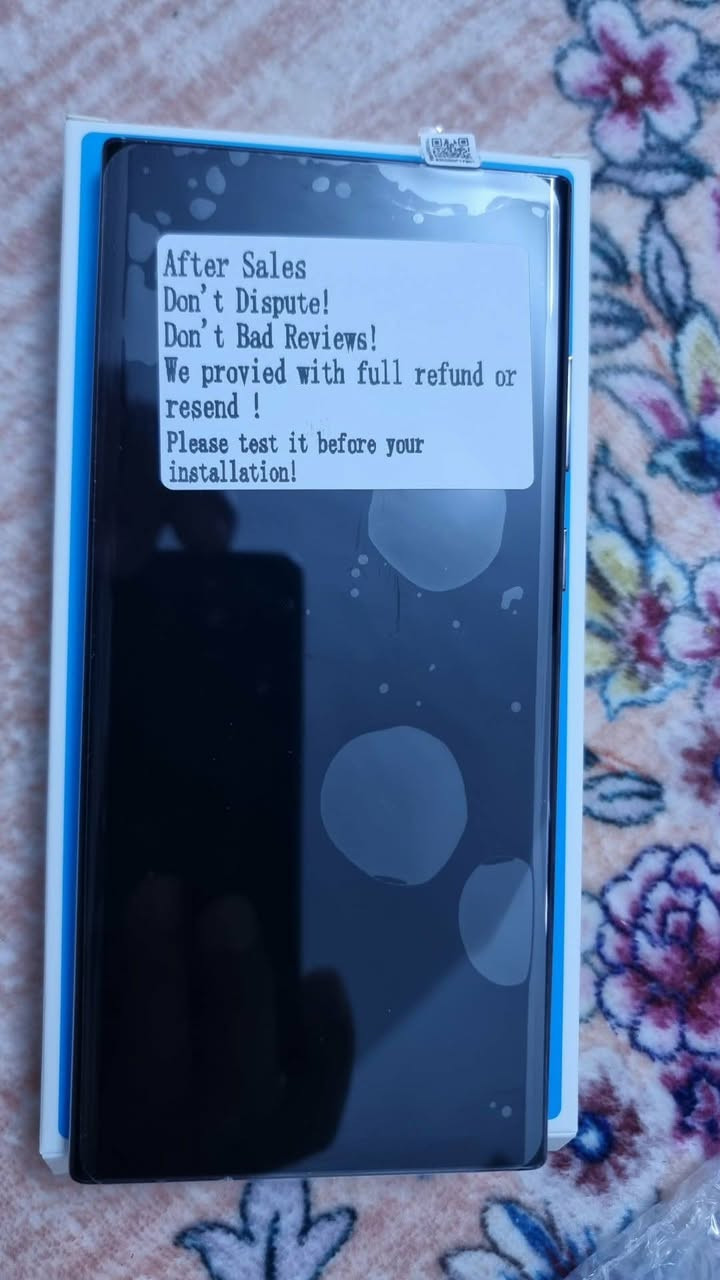 شاشتين S22 الترا جديد غير مستعمل سعر القطعه  140 الف بغداد مدينة الصدر ***********
