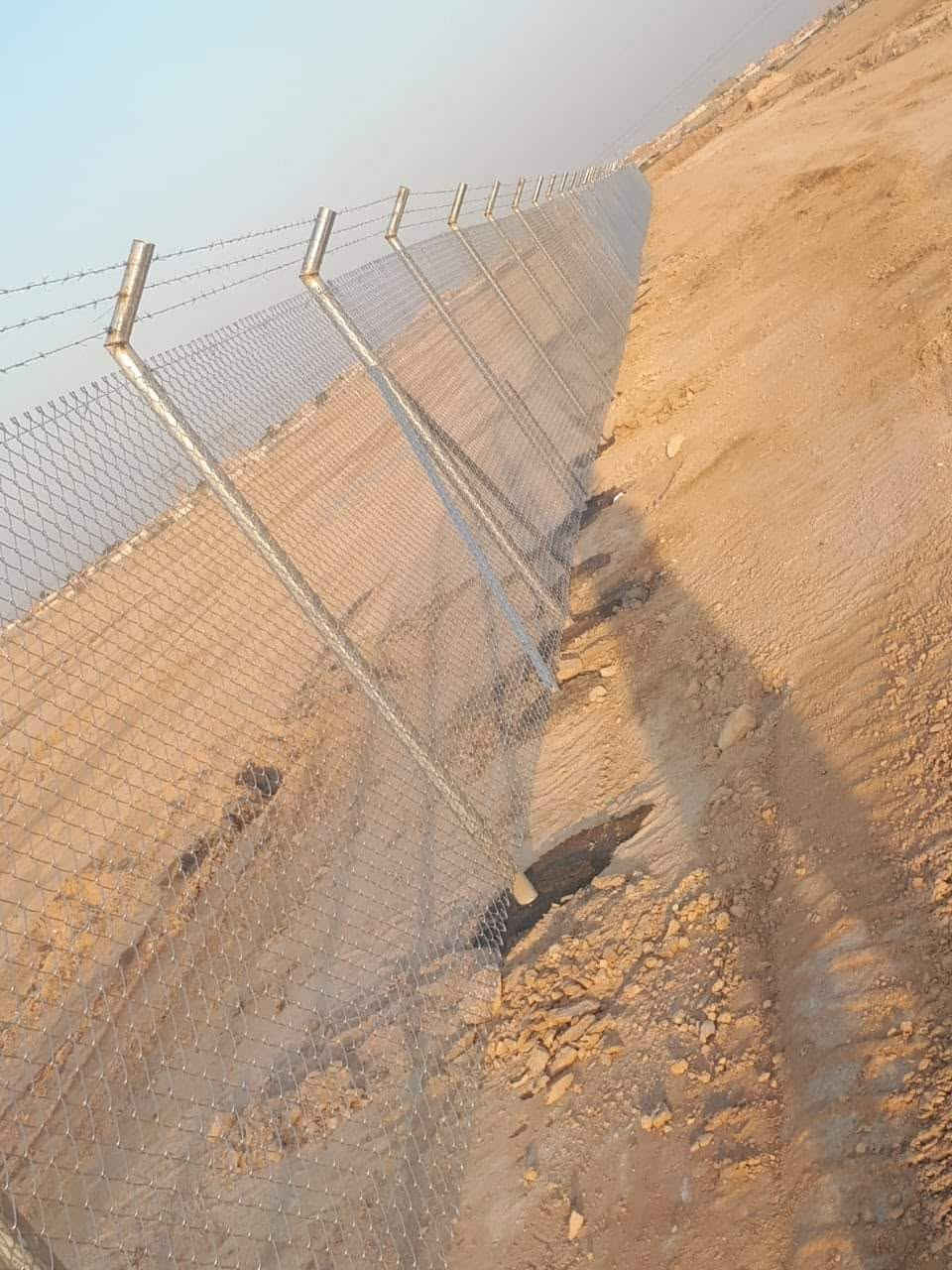 🌟 شركة بغداد تعلن عن خدمات متميزة في عمل وتنصيب أسيجة الـBRC! 🌟
📞 *********** 📞 *********** 📞 ***********
🔨 هل تبحث عن الحماية والأناقة لمساحتك الخاصة؟ نحن هنا لنقدم لك الحل المثالي مع أسيجة الـBRC الرائدة في السوق!
🌟 مزايا خدماتنا:

تشكيلة واسعة: تنوع لا مثيل له من أنواع أسيجة الـBRC بجادر وبدون جادر لتناسب جميع الاحتياجات والأذواق.
أسعار تنافسية: نوفر لك أفضل الأسعار في السوق 💰.
جاهزية تامة: فريقنا مستعد للتوجه والعمل في جميع المحافظات 🚛.
تنوع في المجالات: خبرتنا تمتد لتشمل البساتين، المزارع، المرافق الحكومية، والحدائق 🏞.
الجودة والسرعة: نقدم لكم جودة عمل ممتازة وسرعة في الإنجاز تلبي توقعاتكم 🏆.
📢 للتواصل والاستفسارات:
لن تجدوا أفضل من خدماتنا! للطلب أو للمزيد من المعلومات، يرجى الاتصال بنا على الأرقام التالية أو من خلال الزر أسفل الإعلان ⬇
📞 ***********
📞 ***********
📞 ***********
📞 ***********

✨ كونوا معنا واستمتعوا بخدمة متميزة وحماية فائقة لممتلكاتكم! ✨

