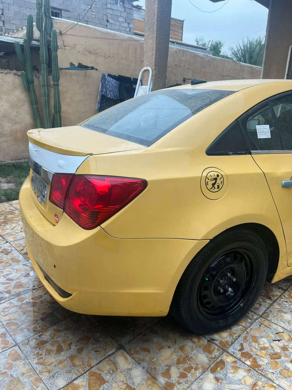 اكروز • ٢٠١٢ • بدون دواخل
