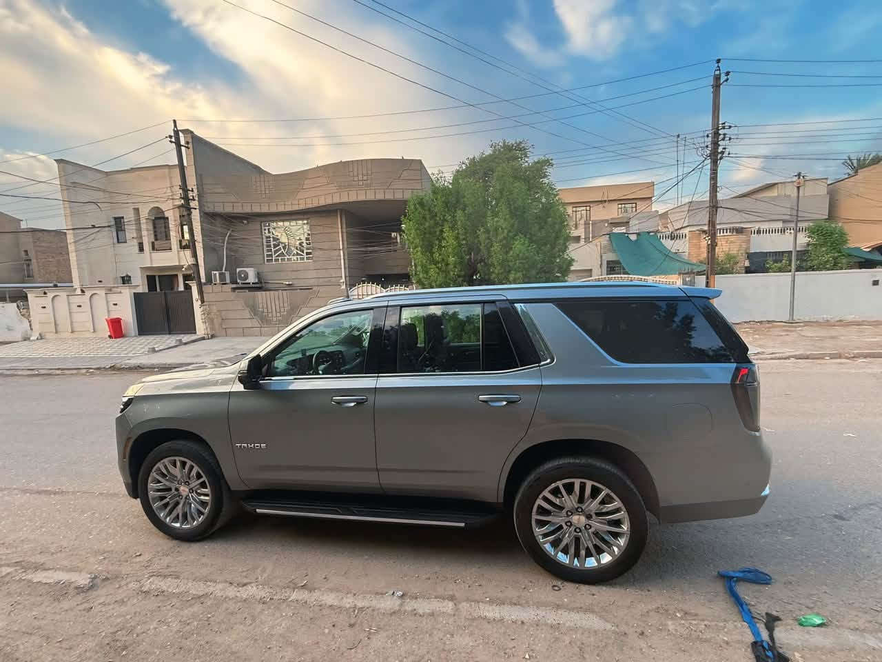 تاهو 2025LT
داخله كتاب شهداء بعد سنه صير حره
كامرات360
حساسات اماميه خلفيه
كشنات كهرباء
كشنات تدفاه
باب الخلفي كهرباء
وبعد موصفات هواي ومعروفه
سياره حادثها بسيط 
سعرها460$
رقمي***********
