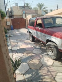 فورد فرنكو موديل 1989 السياره حلوه ومل بيت الاستفسار عن هذا الرقم 0778...