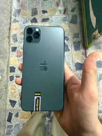 ايفون ١١ برو ماكس • ٢٥٦ • بطارية ٩٦