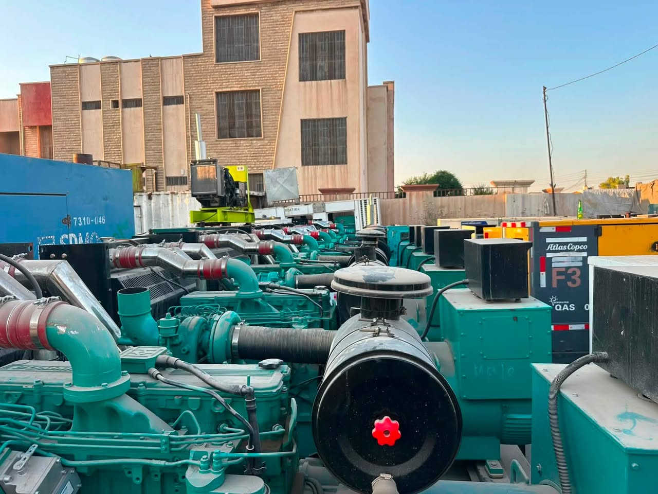 السلام عليكم
كمنز 250kva 
ساعات العمل. زيروو 
نظام اوتو حمايه فول اوتماتيك
وضع بلاد شركة  
أربيل صناعه جنوبيه 
نظام اوتو حمايه فول اوتماتيك
وضع بلاد شركة  
🚚يوجد توصيل الى جميع المحافظات وبضمان🚚
🚚كياندن هةية بو هةموو شاركان بةكرينتى🚚
 للاستفسار:
 ابو علي 
***********
***********
***********

