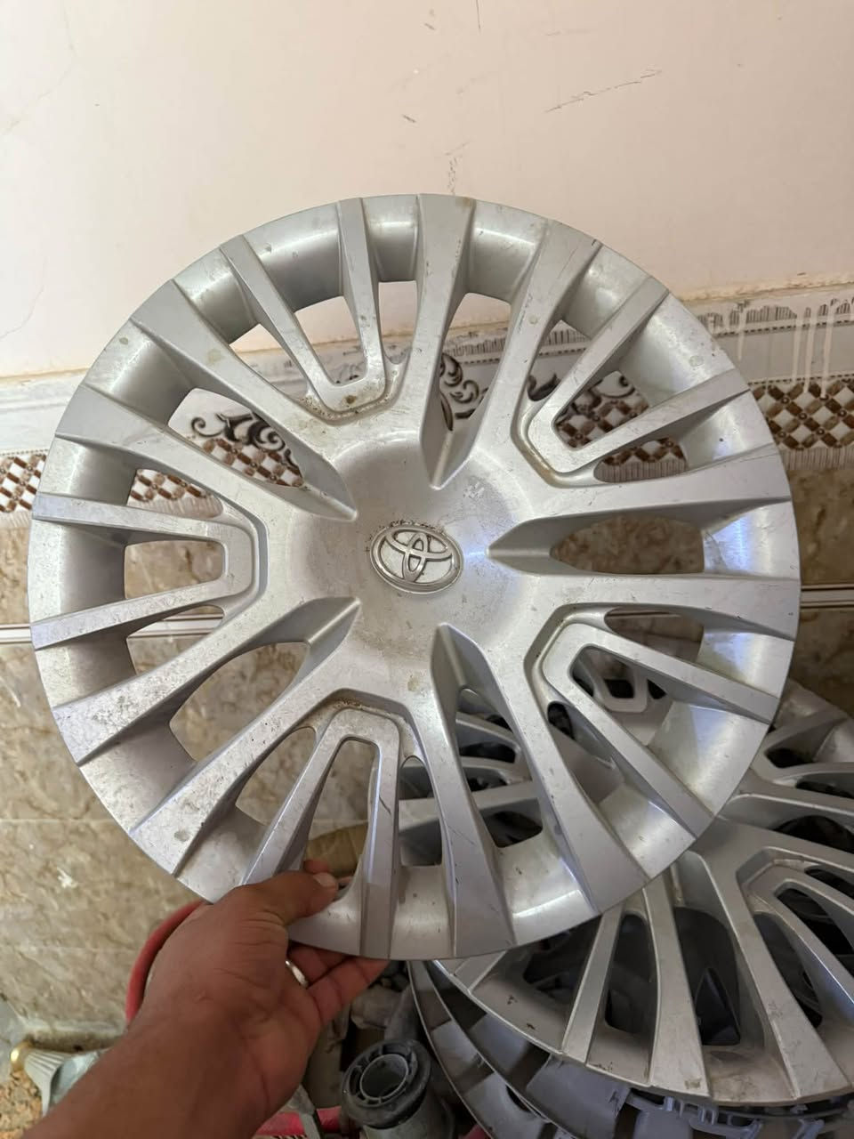 سلام عليكم كبات ماله هايس ام بوز البيع نظاف كلش وما مشدودات علا سياره مكاني بصره ابو الخصيب ***********السعر 100وبي مجال وانه خادم
