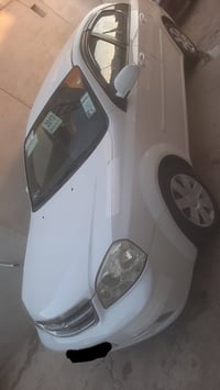 اوبترا • ٢٠١٢ • للبيع