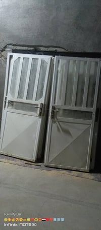 بيبان حديد ثقيل • ارتفاع ٢م • البصرة