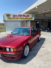 بي ام ٥٢٥i • ١٩٩٢ • رقم بغداد