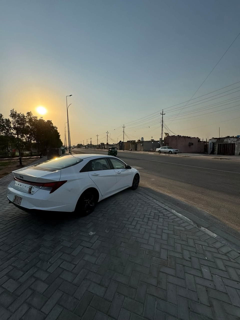 السلام عليكم
الانترا خليجي 
مواصفات نت فول 
السياره رقم بصره اقساط بسم ابن عمي استقطاع مباشر باقيلهه 4 اشهر تصير حره كبل تحويل 
سياره جديده وحلوه 
تبريد  
كهربائيات مكينه كير كلشي ع وضع الشركه 
حداده جديده 
مواصفات الانترا معروفه 
مكينه 2000 دوش 
السياره بيهه جاملغ امامي جهه السايق بارد بدون فتح وجاملغ خلفي بارد خفيف ونصبغ ع كد البارد مالهه 
باقي السياره كفاله 

السعر ب 139 وبيعه مجال 
مكان السياره البصره المعقل 
***********
