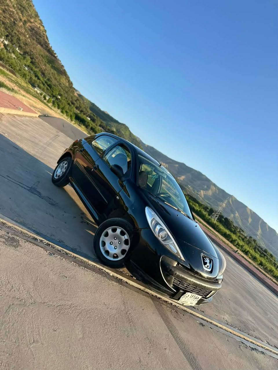 بیجۆ 206+فەرەنسی 2011
گیرو مەکینە کارەبایی بەشەرت 
مەکینە Z06  گیرعادی مەرغوب 
188هەزار ڕۆشتوە 
بەشەرتی گیرو مەکینە
سەنەوی پلاستیکی عەسلی لەگەڵە بەشەرتی ئەولیات حاسیبە مالی کەس نەبیت 
بی دەعمو لیدران بی بۆیاخ 
سعری 39گەلا مەجال 
ڕەقەمی خاوەنی
*********** حلبجة, السليمانية
