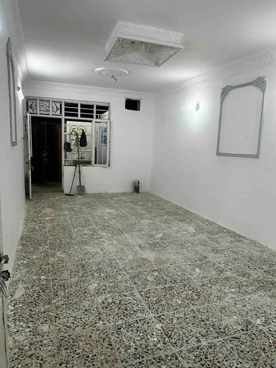 نصف قطعة للبيع في قطاع ٢٩ قرب سوق مريدي 

الطابق الاول /صالة/ واستقبال /ومطبخ /وصحيات 
الطابغ الثاني /غرفتين 

الاستفسار  ***********
