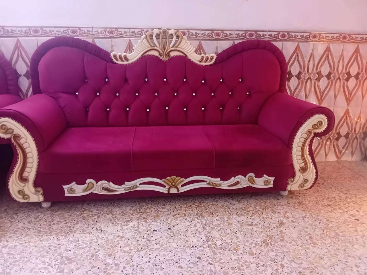 تخم مستخدم  ١٠مقاعدللبيع السعر ٥٠٠ وبي مجال الاتصال على هذا الرقم ***********
