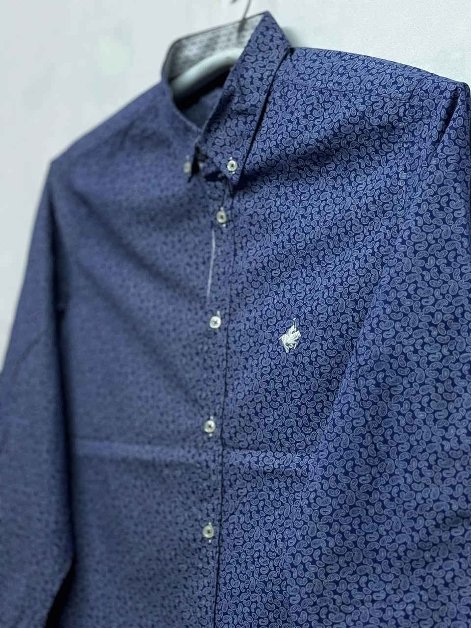 قميص Antonino Moreno اورجينال نضافة100‎% ‎

قياس : XL

ماركه اسباني

غير مستخدم

———————————————-

يوجد توصيل 🚚 ( بغداد - محافظات العراق )

☎️رقم الهاتف : ***********

للحجز - دايركت

نص مكتوب في الصور:
- Antonino Moreno قياس : XL
- Antonino Moreno