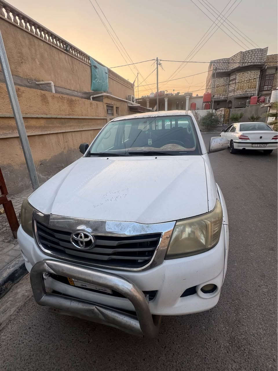 بيكم دبل قماره هيلوكس حداده وتخم تاير محرك مفتوح ناقل الحركة كير عادي السياره جاهزه وكامله من كل شي التبريد ثلج ***********
*********** البصرة, العراق

