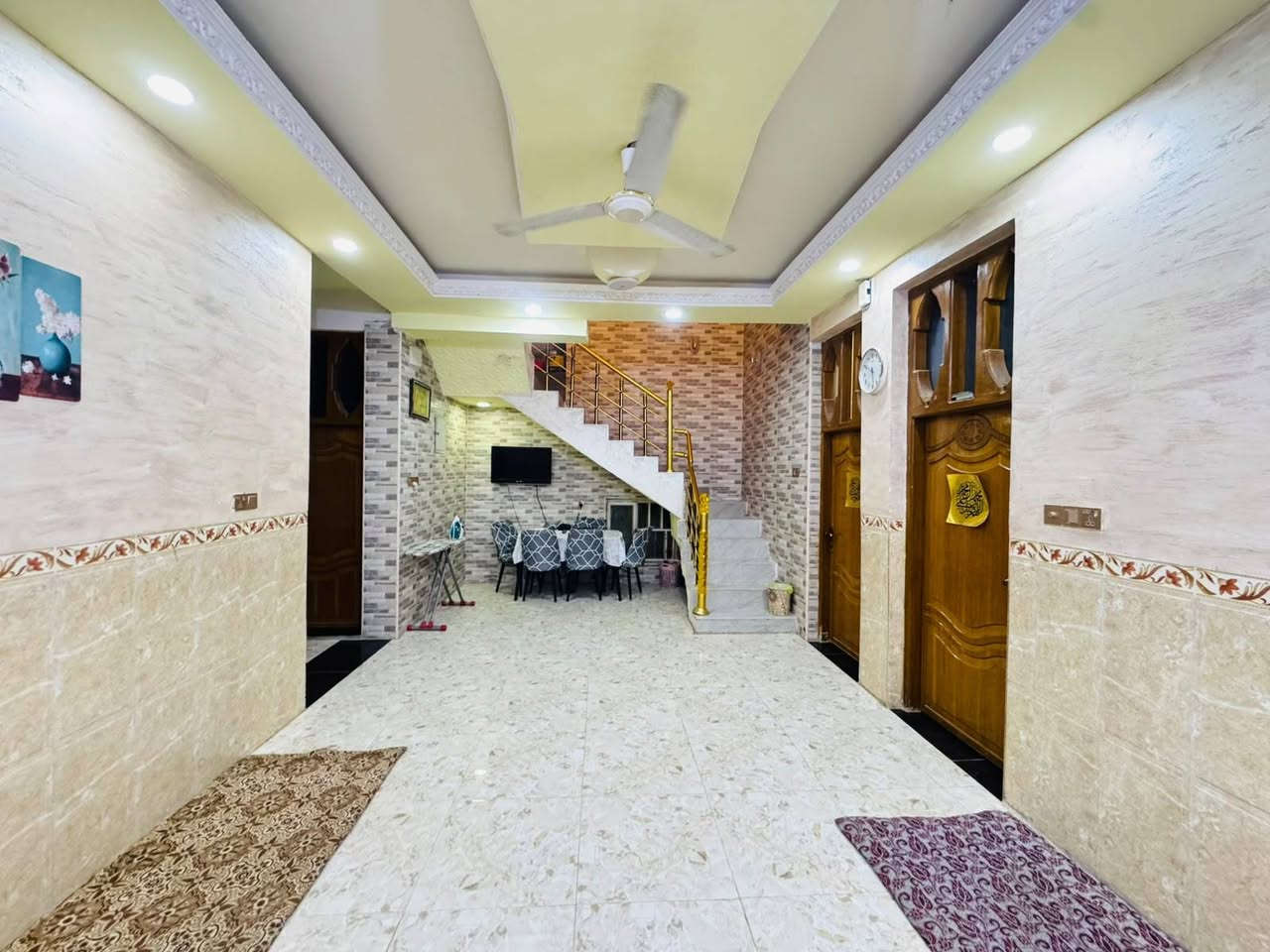 ســـلام عــلـيـكـم
اكـتـب تــم يـتـم رد الـسـعـر فـــوراً عـلـى الـخـاص📩. 

#دار_طــابـو_زراعي_لـلـبـيـع_الـمسـاحـه200م🔹

- يـحـتـوي عـلـى 4 نــوم وصـالـه وكـلـيـدور ومـطـبـخ ومـجـمـع صـحـي 

-خــدمــات مــاء مـجـاري كـهـربـاء 

-حـلـه نــادر الـثـانـيـه خـلـف مــول اهــل الـخـيـر

📍عــنــوان الـــمــكــتــــــب‼️

💢مـكـتـب بـسـمـايـه لـلعـقـار💢

حـلـه نــادر الــثــانــيــه مــقــابــل مــول اهــل الــخــيــر 2 ســابــقــاً💢

خـــــ♾️ـــاص او الاتـــــــ📞ــــصـــال

*********** مــحــمــد قــاســم

*********** عــلــي قــاســم

*********** المـكـتب
