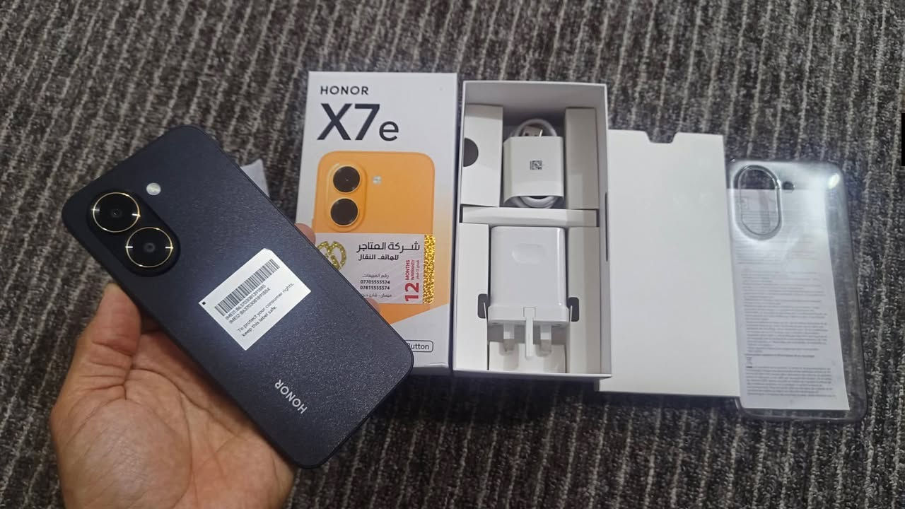 هونر x7e 
جهاز جديد لوك مستخدم 5 ايام فقط
 ذاكرة 256 شحن سريع 45 واط
ملحقات كاملة السعر 260 شراي اتصل
*********** عمارة, ميسان
