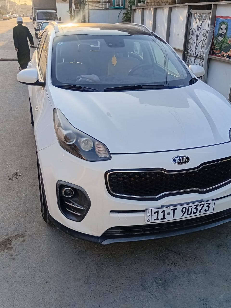 سبورتج 2018 مكفوله 
سياره جديده جدا جاهزه صدر جديد
كير محرك جدد سياره متصرف عليها ربع 
فول مواصفات اعلى فئه 
سعر 165 
مكاني بغداد رقمي للتواصل
***********
