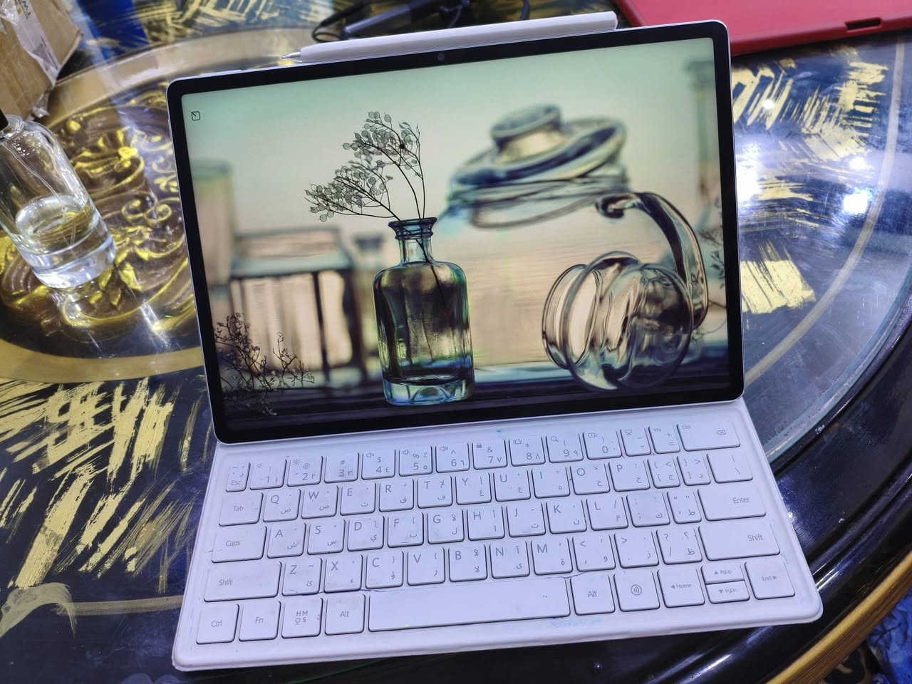 تابلت HUAWEI MatePad 12 X بحالة ممتازة جداً (نظيف كالجديد)
الجهاز: هواوي ميت باد 12 إكس (HUAWEI MatePad 12 X)

​الذاكرة العشوائية (RAM): 12 جيجابايت

​سعة التخزين: 256 جيجابايت

​نظام التشغيل: HarmonyOS 4.2.0

​الحالة: الجهاز نظيف جداً وخالي من أي خدوش أو عيوب، شغال 100% وما فك نهائياً.

​الملحقات: مرفق معه الكيبورد الأصلي والقلم.

​التواجد: بغداد - حي العامل.

​للإرسال أو الاستفسار (اتصال أو واتساب): ***********

