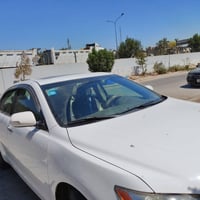 كامري موديل ٢٠٠٨ وارد أمريكي بسمي رقم بغداد الجديد هزة ورقم و سنوية جد...