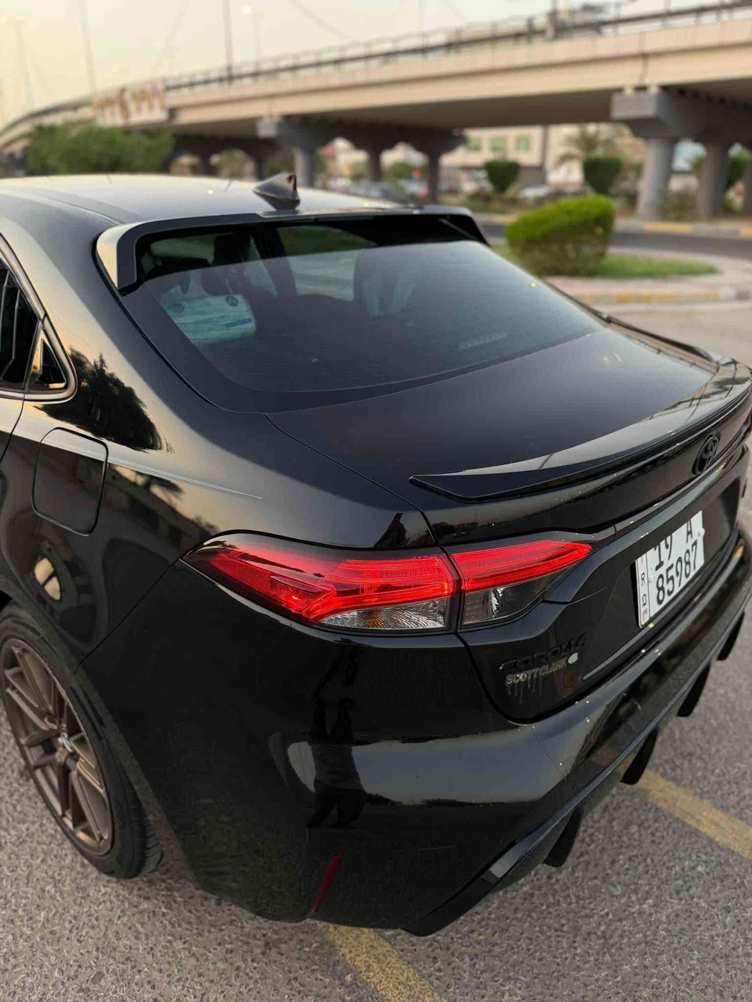 للبيع 
تيوتا كورلا se نايت ادشن بلاك توب 2024
محرك 2000cc
مرقم شهداء كامل وكالة عامة باسم المشتري 
المواصفات 
بصمة 
لد امامي 
زنون 
بكلايت خلفي لد 
سستم صوت jbl
ويل كب بلادي 
داخل احمر واسود 
شاشة كبير نظام كار بلي 
سقف كنتارة بلادي 
سايد بريك بصمة 
رادار امامي 
رادار جانبي 
اوتو هواد 
مودات قيادة 
السيارة جدا جديدة بدون اي نقص جاهزة من كلشي 
كير محرك حدادية كفالة 
حادث السيارة طرف البنيد بدون ايرباك 
ماشية 26 الف فقط 
سعر السيارة 153$ وبيهة مجال بسيط 
مكان السيارة كربلاء 
للاستفسار 
***********
