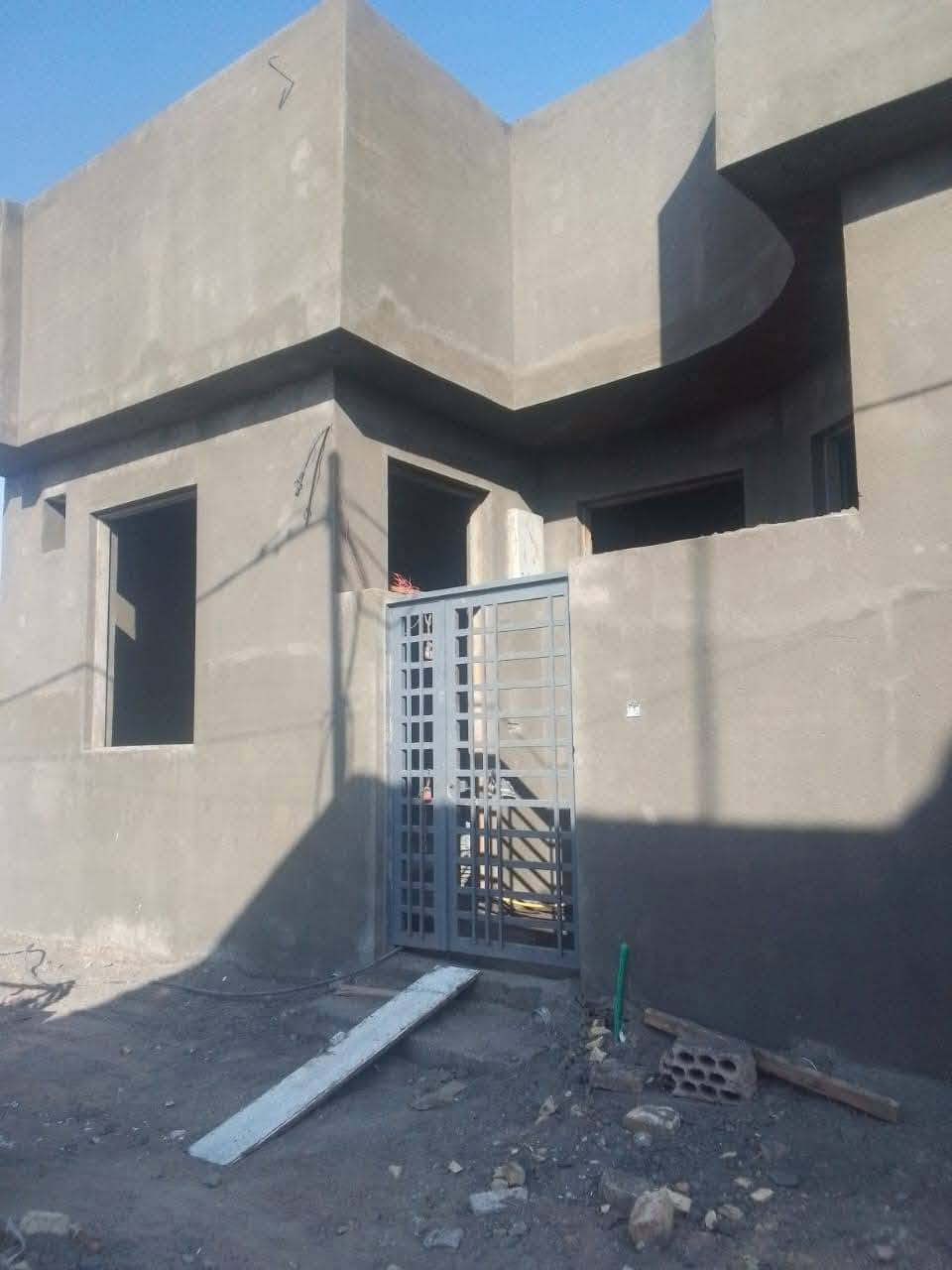 لباخ سمنت وبياض بسعر مناسب شرط درجه اولى الاتصال أو المراسلة 

*********** السماوا, المثنى
