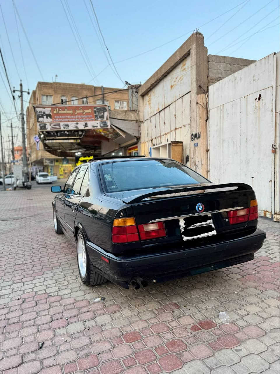 Bmw 1992 525
فوول مواسەفات
گیر تۆمەتیک
٤ جام کارەبای
ناو کرێمی
کوشن جلد
رەقەم موبایل
***********
***********
***********
*********** أربيل, العراق
