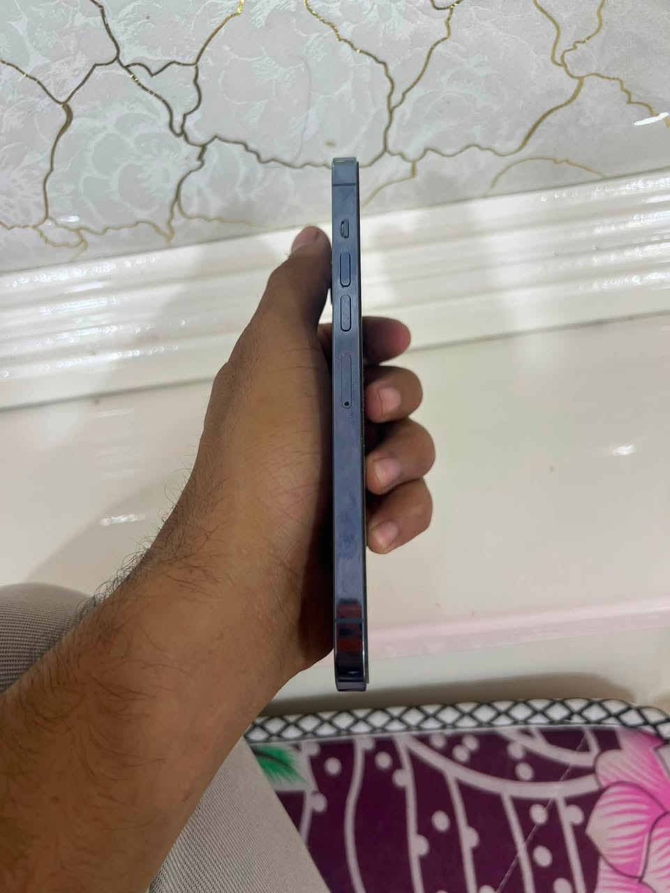 للبيع 13 برو ماكس مسوي حساب وناسي ع هاذه وضعه قيمه بليرضه بي اللّٰه
حله ابي غرق ***********
