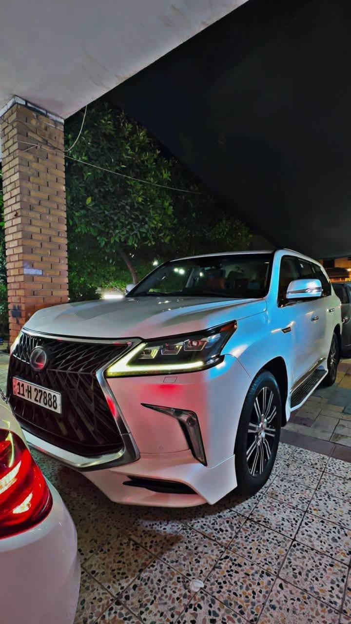 لسلام وعليكم
LEXUS 2019  SUPER SPORT 
سونار سياره موجود بل منشور 

رقم بغداد ابسمي تحويل ثاني يوم 

المواصفات

محرك 8 سلندر 5700

كراسي جلد كهرباء مع تدفئة وتبريد وخزن 3 وضعيات

شاشات عدد 3

كاميرات عدد 4

حساسات 360

بصمة تشغيل

تشغيل عن بعد

بصمة أبواب عدد 4

باب خلفي كهرباء (جنطة)

مرايا كهرباء قلاب شفط

رادار أمامي متفاعل

تحديد مسار

مانع تصادم

رادار جانبي

وضعيات قيادة متعددة

اقتصادي ذكي رياضي سبورت و S سبورت بلاس نظام هايدروليك

دفع رباعي فور ويل مع دفلوك

بروجكتر أمامي

ثلاجة تحكمات ستيرن مثبت سرعة فتحة سقف زراك لايت إضاءة ترحيب على الأبواب

السعر 51 وبي مجال حك الجيه
العنوان بغداد شارع فلسطين 
***********
